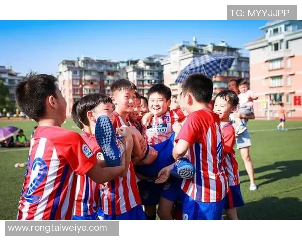 松本山雅迎战岗山全力争胜期待精彩对决展现足球魅力